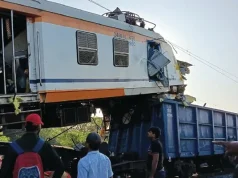 মালগাড়ির ওপর যাত্রীবাহী ট্রেন, ৮ জন নিহত