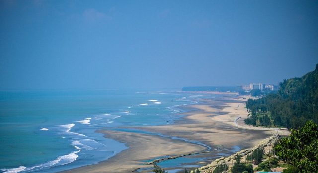 longest-sea-beach-in