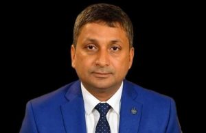 হাইকোর্টে প্রার্থিতা ফিরে পেলেন ফটিকছড়ির বিএনপি প্রার্থী সারোয়ার আলমগীর