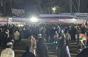 মাঘের শীত উপেক্ষা করে মধ্যরাত থেকে সিলেট আলিয়া মাদ্রাসা মাঠে জনস্রোত