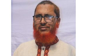 অর্ধকোটি টাকাসহ ঠাকুরগাঁও জেলা জামায়াত আমির আটক