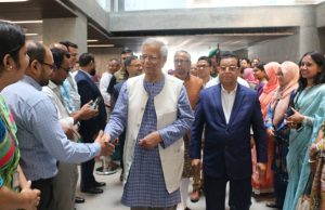 স্বীয় আঙিনায় ড. ইউনূস: নতুন গন্তব্য ‘থ্রি জিরো’ বিশ্ব