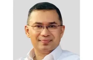 রাষ্ট্রনায়ক হিসেবে প্রথম ঈদ: ছুটির দিনেও অফিস করছেন প্রধানমন্ত্রী তারেক রহমান