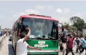 গজারিয়ায় নেতাকর্মী ও জনতার ঢল: প্রধানমন্ত্রীকে অভূতপূর্ব সংবর্ধনা