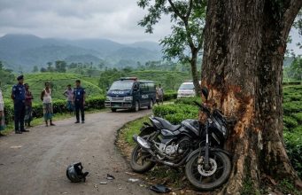 রাঙাপানি চা-বাগানে মোটরসাইকেল নিয়ন্ত্রণ হারিয়ে নিহত ২