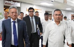 বাজেটের স্যুটকেস: ঐতিহ্য ও ইতিহাসের সন্ধানে